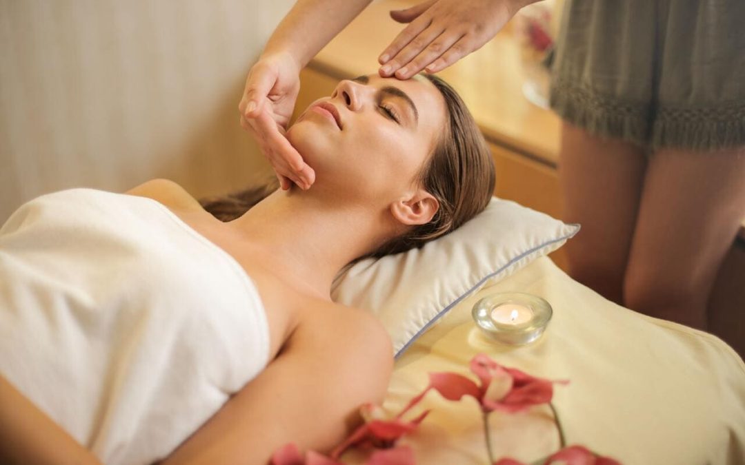 A Beginner’s Guide to Aromatherapy and Essential Oils